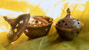 Weihrauchgefäß mit Deckel 1